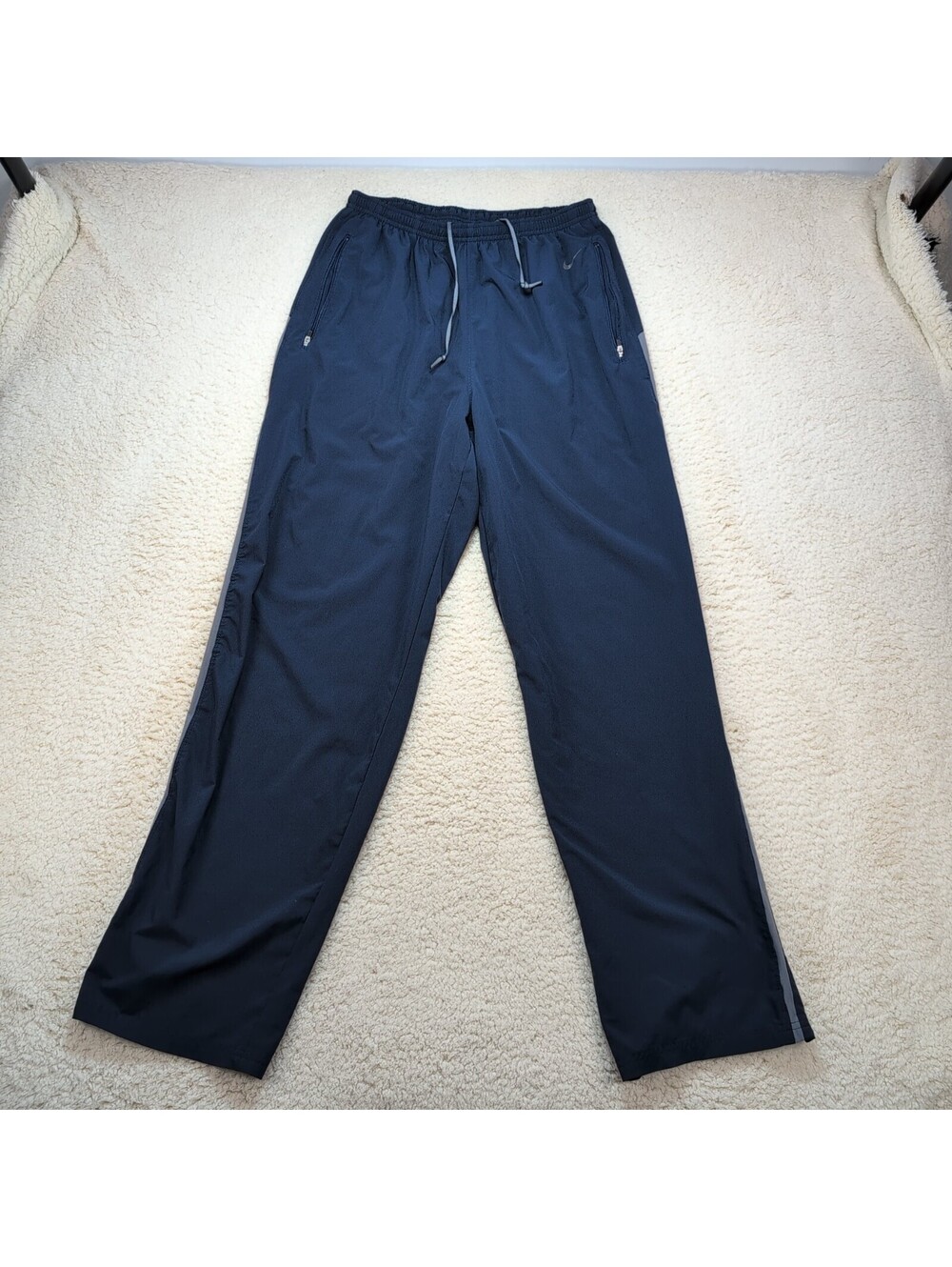 NikeFit Dry Track Pants Men’s Large Navy Y2K Windbreaker Style 352222-451